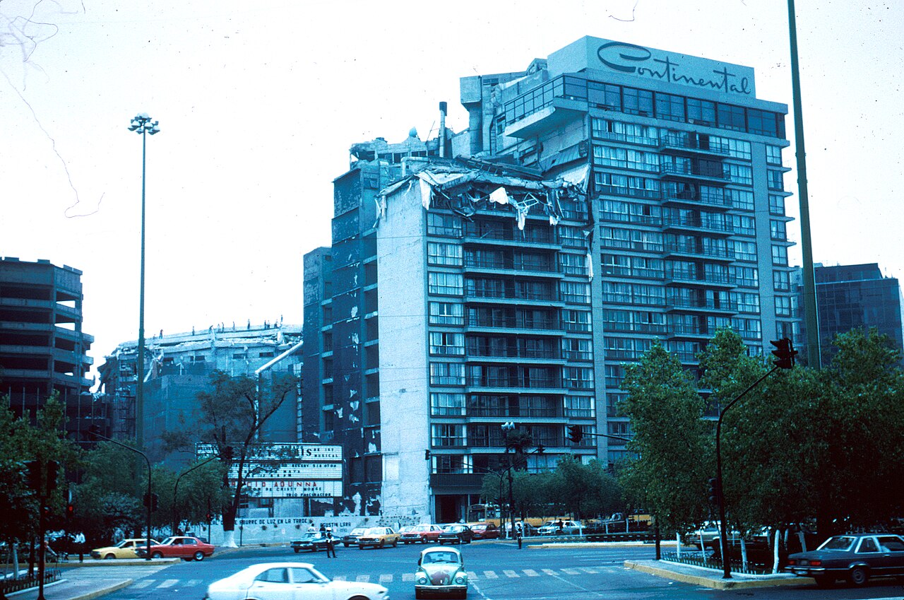 1985 年地震废墟