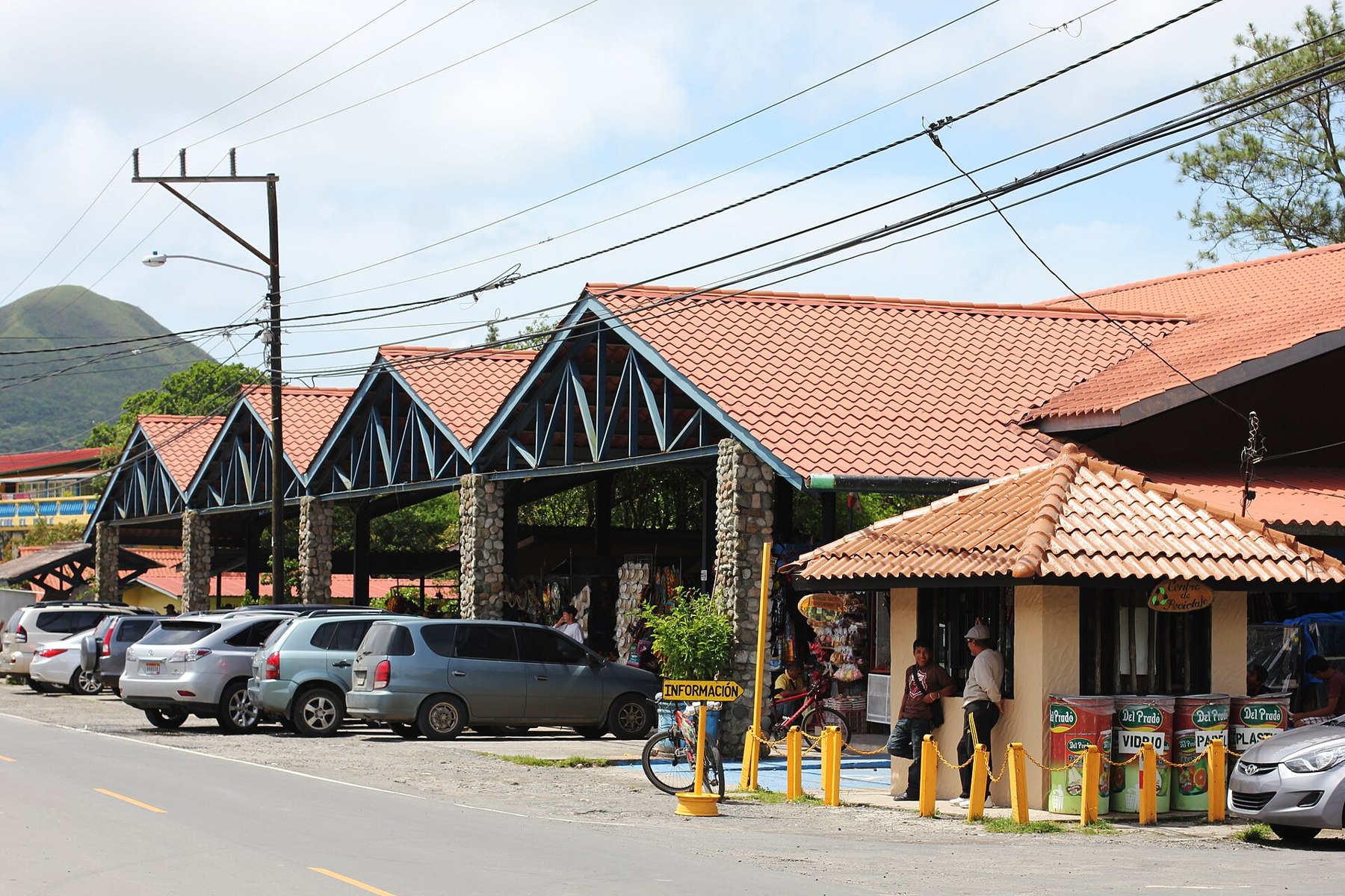 El Valle de Antón市集的建筑外观。